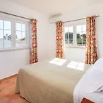 4 Bed Private Ribeiro Ii With Heated Pool, Garden, Wi-fi
