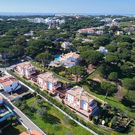 فيلة 4 Bed Private Ribeiro Ii With Heated Pool, Garden, Wi-fi